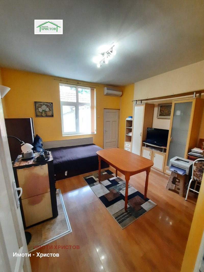 Продава  Етаж от къща град Шумен , Математическа гимназия , 92 кв.м | 81528139 - изображение [6]