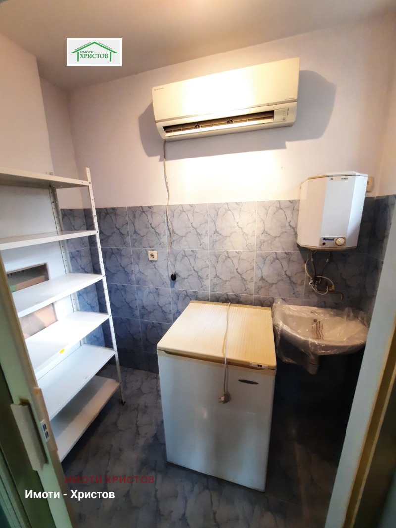 Продава  Етаж от къща град Шумен , Математическа гимназия , 92 кв.м | 81528139 - изображение [14]