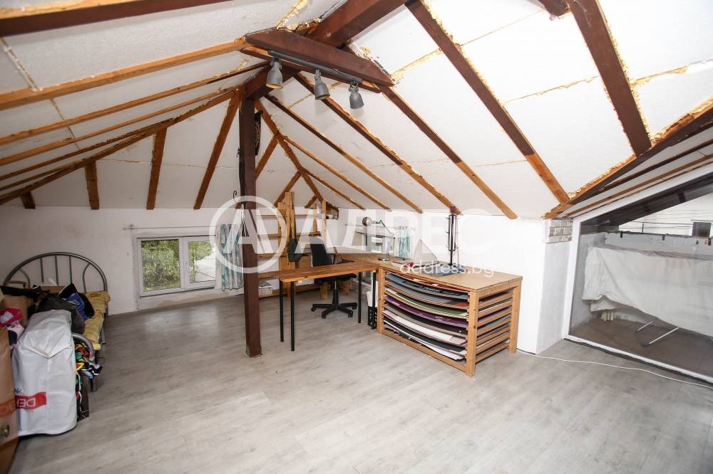 Продава КЪЩА, гр. София, Орландовци, снимка 17 - Къщи - 54110832