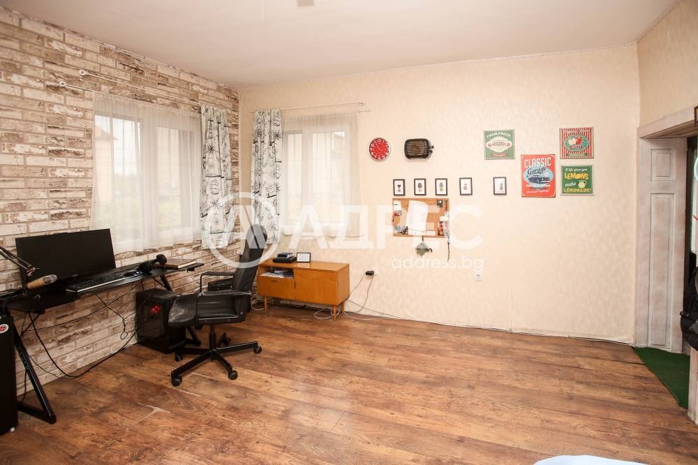 Продава КЪЩА, гр. София, Орландовци, снимка 5 - Къщи - 54110832