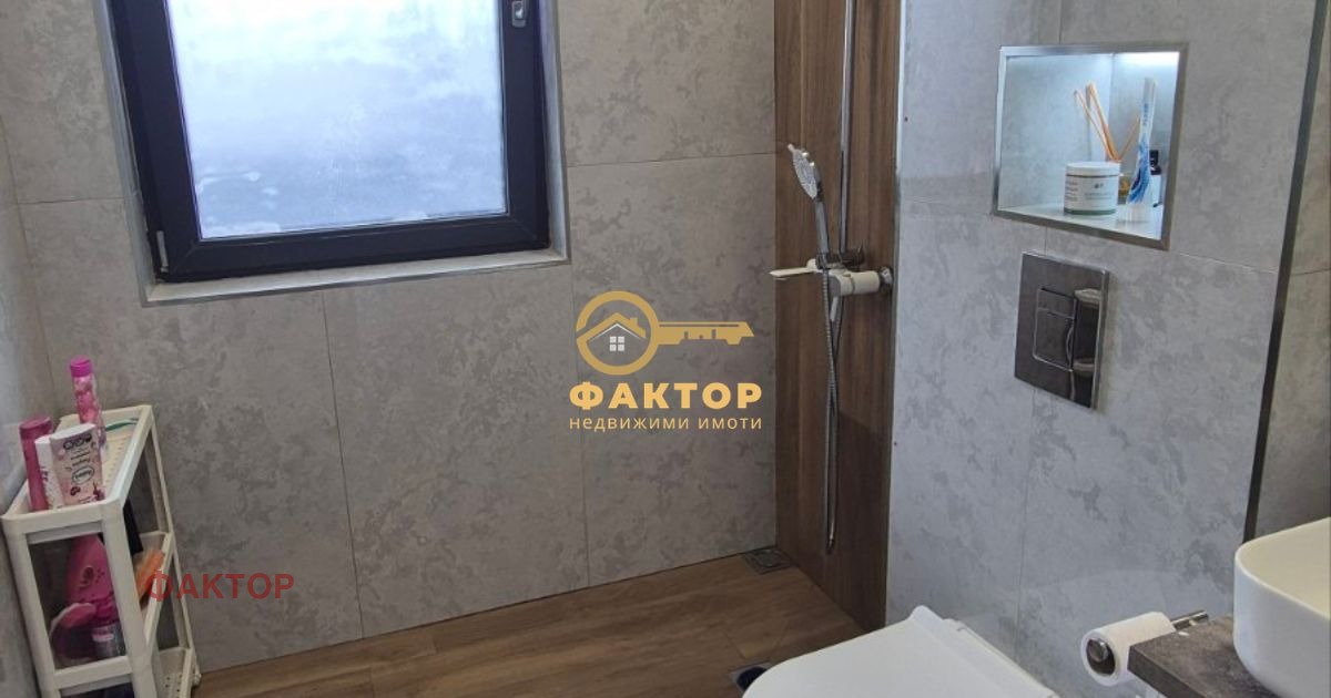 Продава КЪЩА, с. Марково, област Пловдив, снимка 15 - Къщи - 54226472