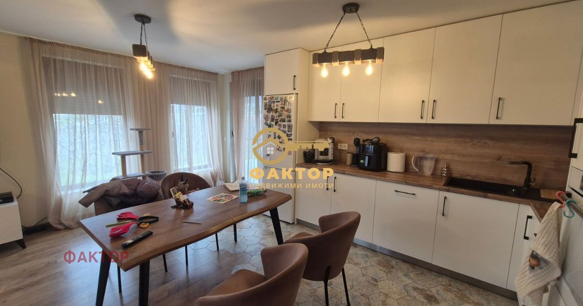 Продава КЪЩА, с. Марково, област Пловдив, снимка 3 - Къщи - 54226472