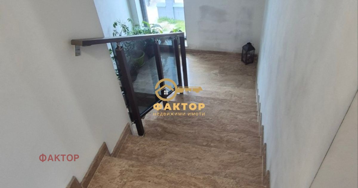 Продава КЪЩА, с. Марково, област Пловдив, снимка 12 - Къщи - 54226472