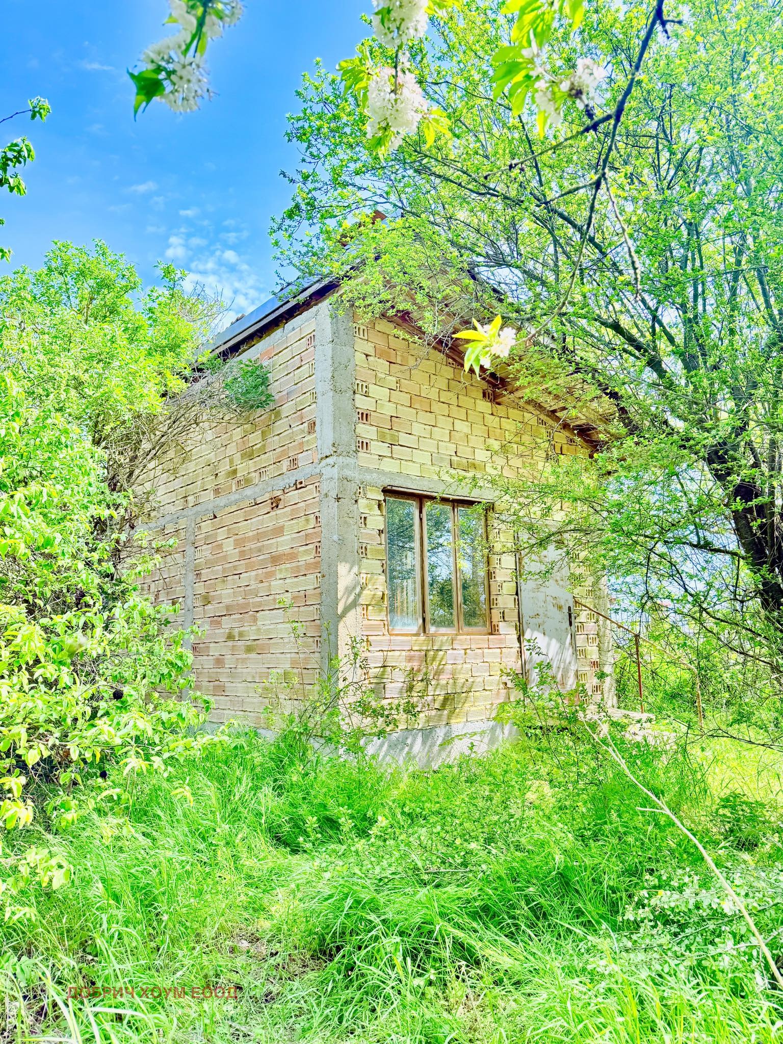 Продава КЪЩА, с. Славеево, област Добрич