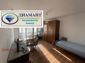 2-стаен град Русе, Здравец Изток 2
