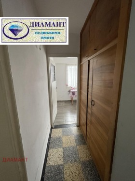 1 υπνοδωμάτιο Ζδραβετσ Ηζτοκ, Ρυσε 9