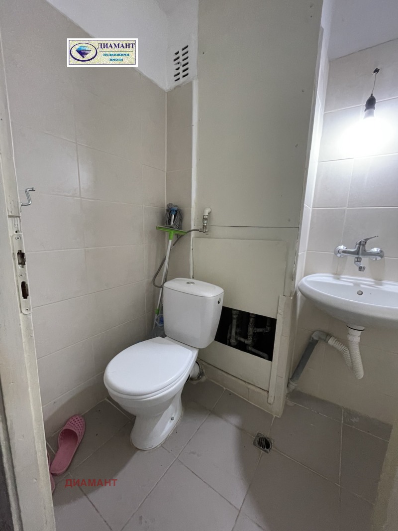 Eladó  1 hálószoba Ruse , Zdravec Iztok , 61 négyzetméter | 90357691 - kép [12]