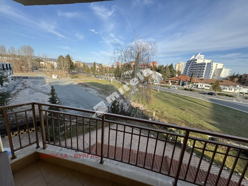 À venda  1 quarto região Burgas , k.k. Slantchev briag , 87 m² | 88957124 - imagem [9]