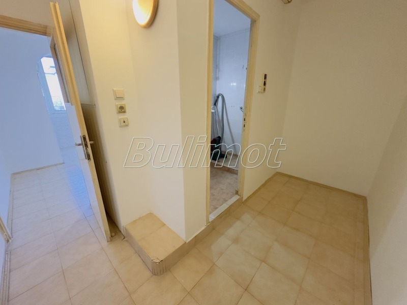 Продава 2-СТАЕН, гр. Варна, Център, снимка 15 - Апартаменти - 52815700