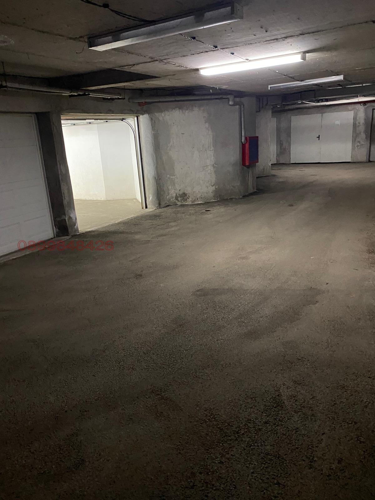 Продава ГАРАЖ, ПАРКОМЯСТО, гр. София, Белите брези, снимка 4 - Гаражи и паркоместа - 55979443