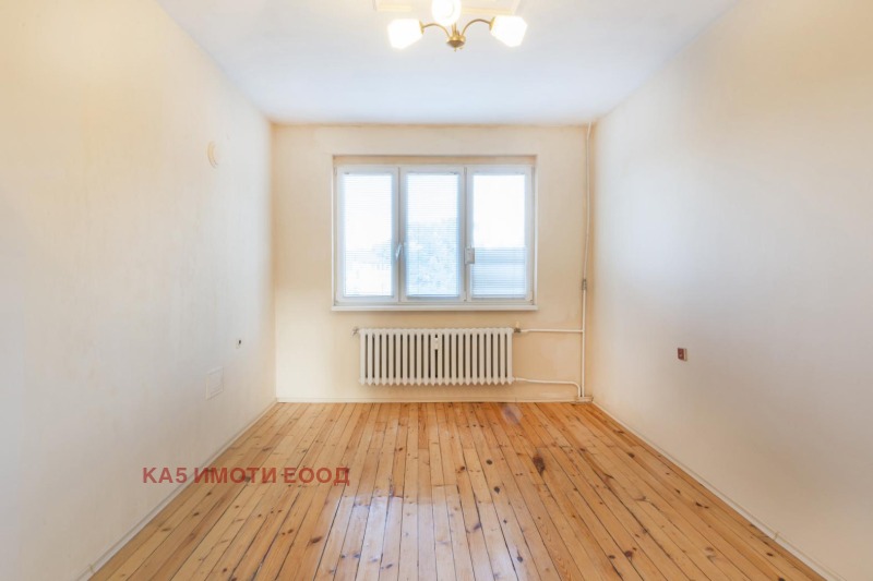 Na prodej  1 ložnice Sofia , Centar , 78 m2 | 75306228 - obraz [8]