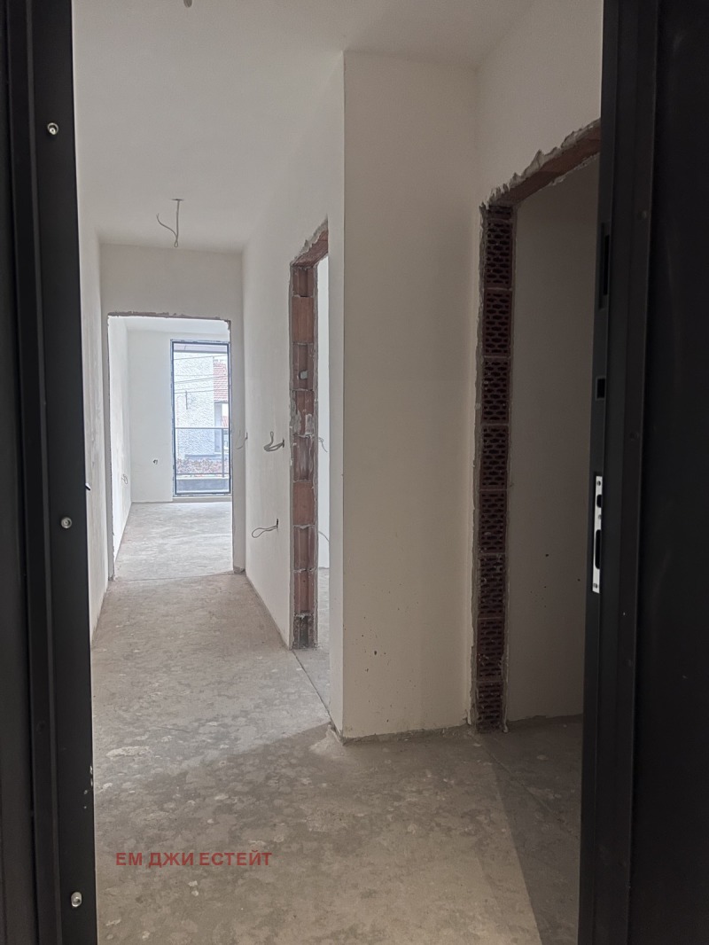 Продава 2-СТАЕН, гр. Бургас, Сарафово, снимка 2 - Апартаменти - 52527606