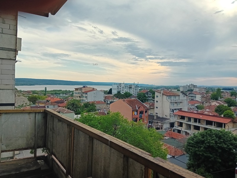 Myytävänä  2 makuuhuonetta Varna , Avtogara , 72 neliömetriä | 78937949 - kuva [2]