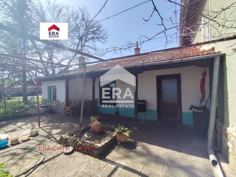 Продава  Къща област Стара Загора , с. Змейово , 1286 кв.м | 67128398 - изображение [2]
