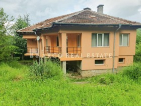 Продажба на имоти в с. Ямна, област София - изображение 2 