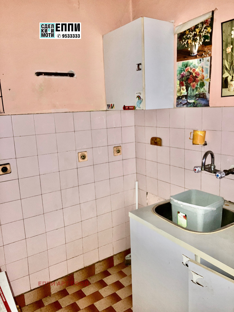 Продава 2-СТАЕН, гр. София, Люлин 6, снимка 2 - Апартаменти - 52456018