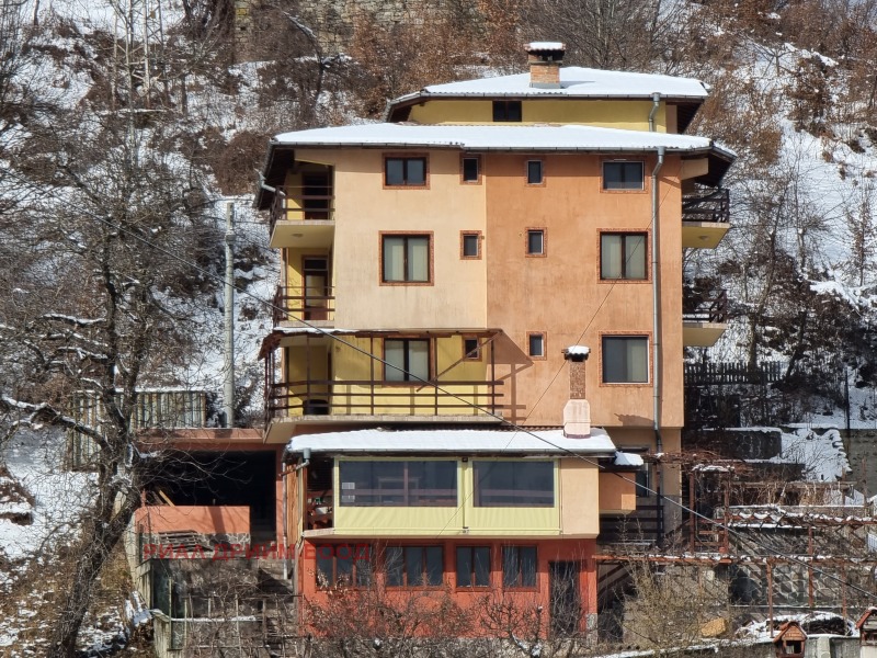 Продава  Къща, град Смолян, Станевска махала •  277 430 EUR • ID 69594216 — holmes.bg - [1] 