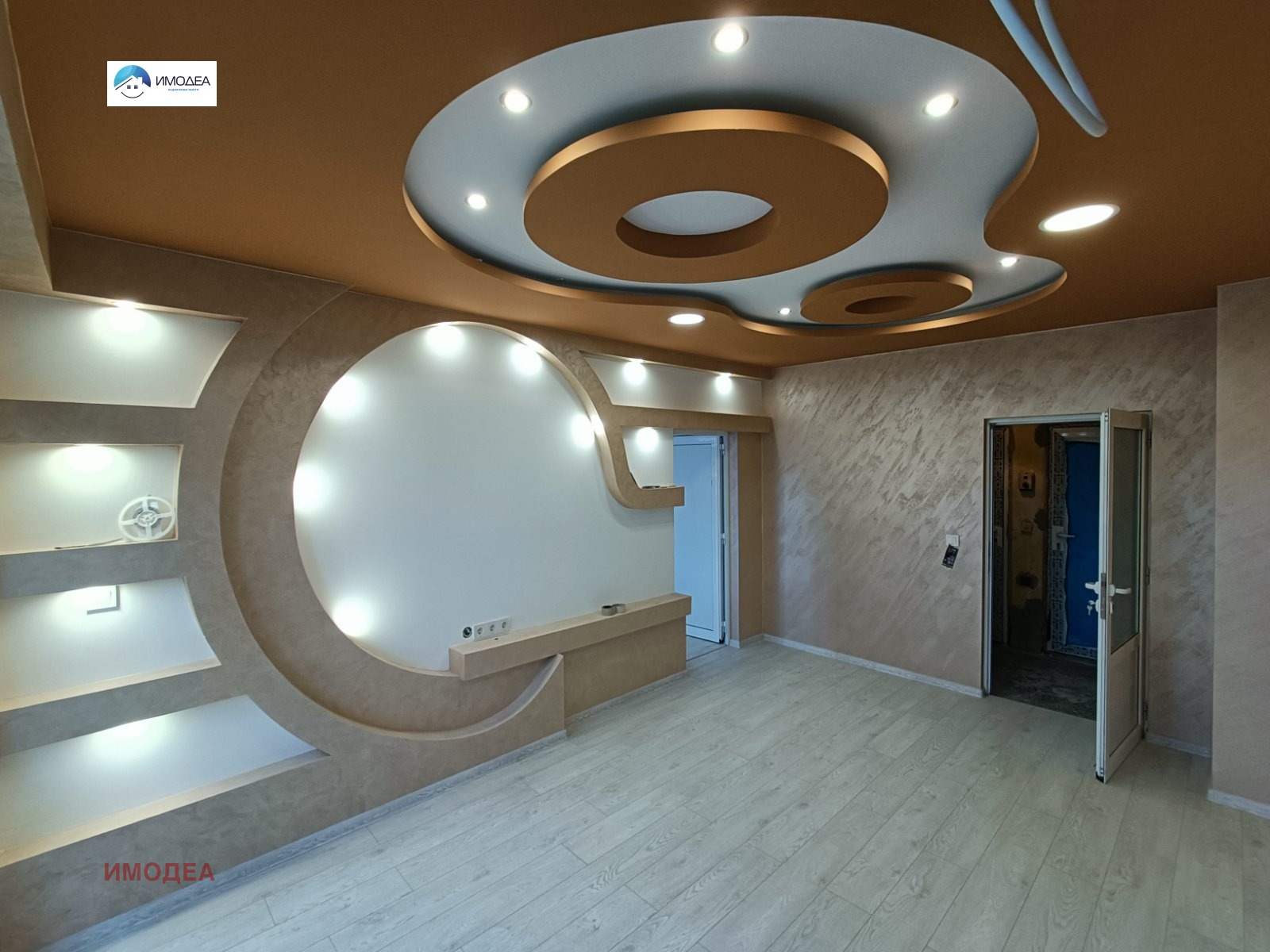 Продава 3-СТАЕН, гр. Велико Търново, Чолаковци, снимка 3 - Апартаменти - 53908084