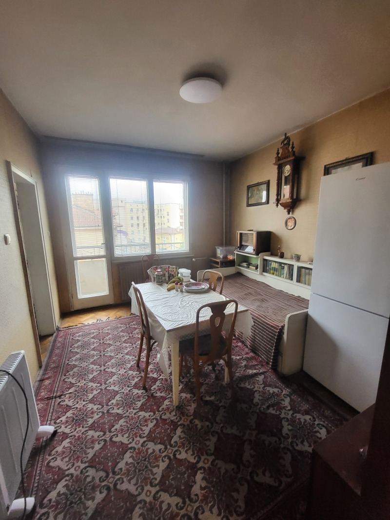 Продава 3-СТАЕН в град Плевен, 9-ти квартал - 110 кв.м / 131 900 € » 257 973.98 лв., ФОР СЕЛ РЕАЛ ЕСТЕЙТ