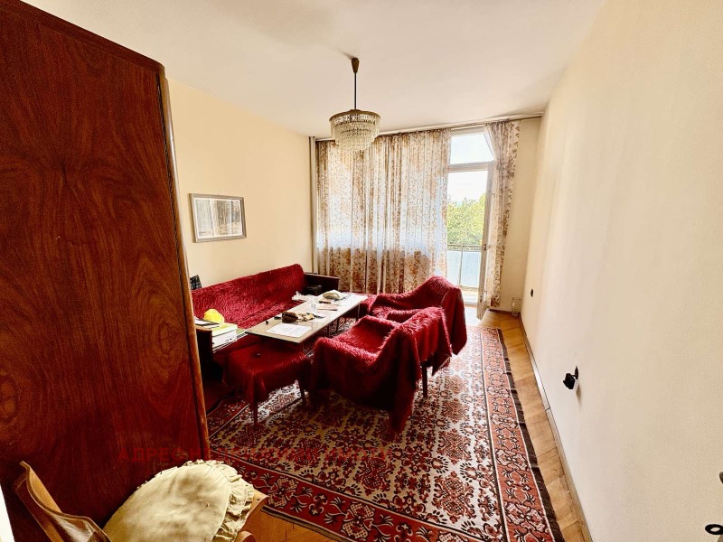 Продава 4-СТАЕН в област Стара Загора, гр. Казанлък - 86 кв.м / 101 750 € » 199 005.70 лв., АДРЕС НЕДВИЖИМИ ИМОТИ