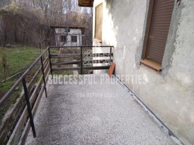 Haus Rudarzi, region Pernik 13