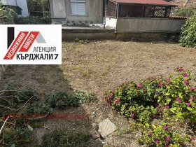 Talo Bajkal, Kardžali 16
