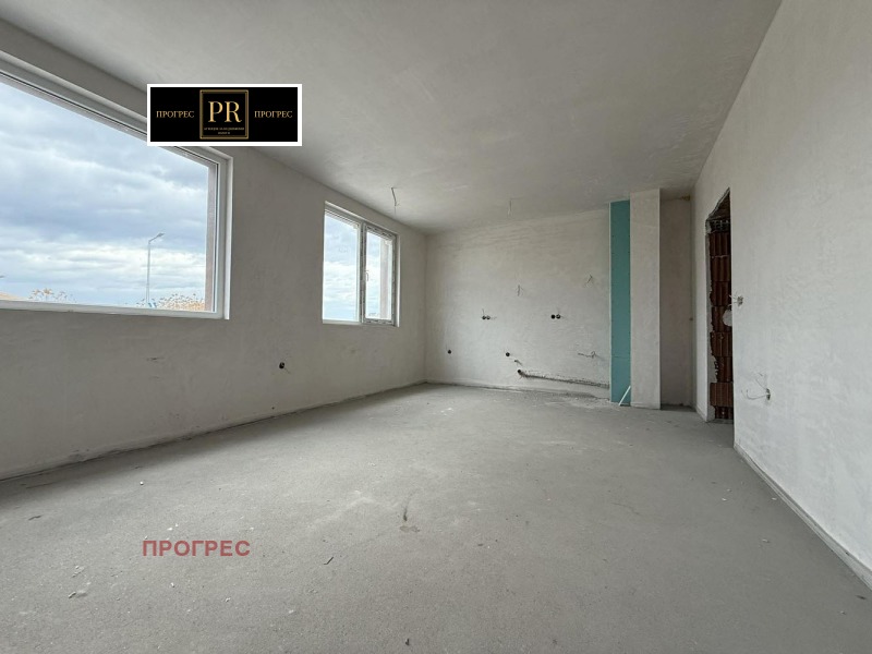 Продава 3-СТАЕН, гр. Пловдив, Южен, снимка 2 - Апартаменти - 52489627