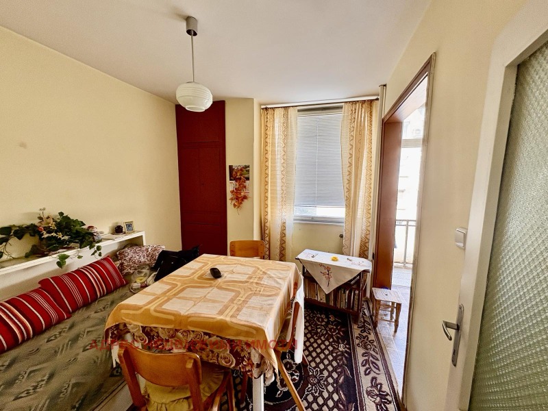 À vendre  3 chambres région Stara Zagora , Kazanlak , 86 m² | 55403853 - image [2]