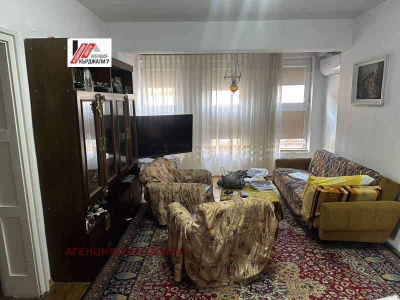 Eladó  Ház Kardzsali , Bajkal , 507 négyzetméter | 81477588