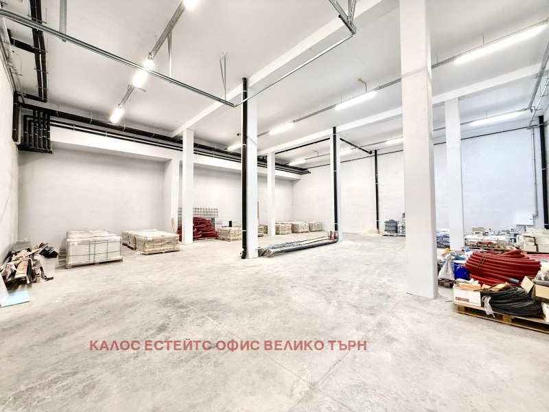 Продава СКЛАД, гр. Велико Търново, Център, снимка 2 - Складове - 52709023