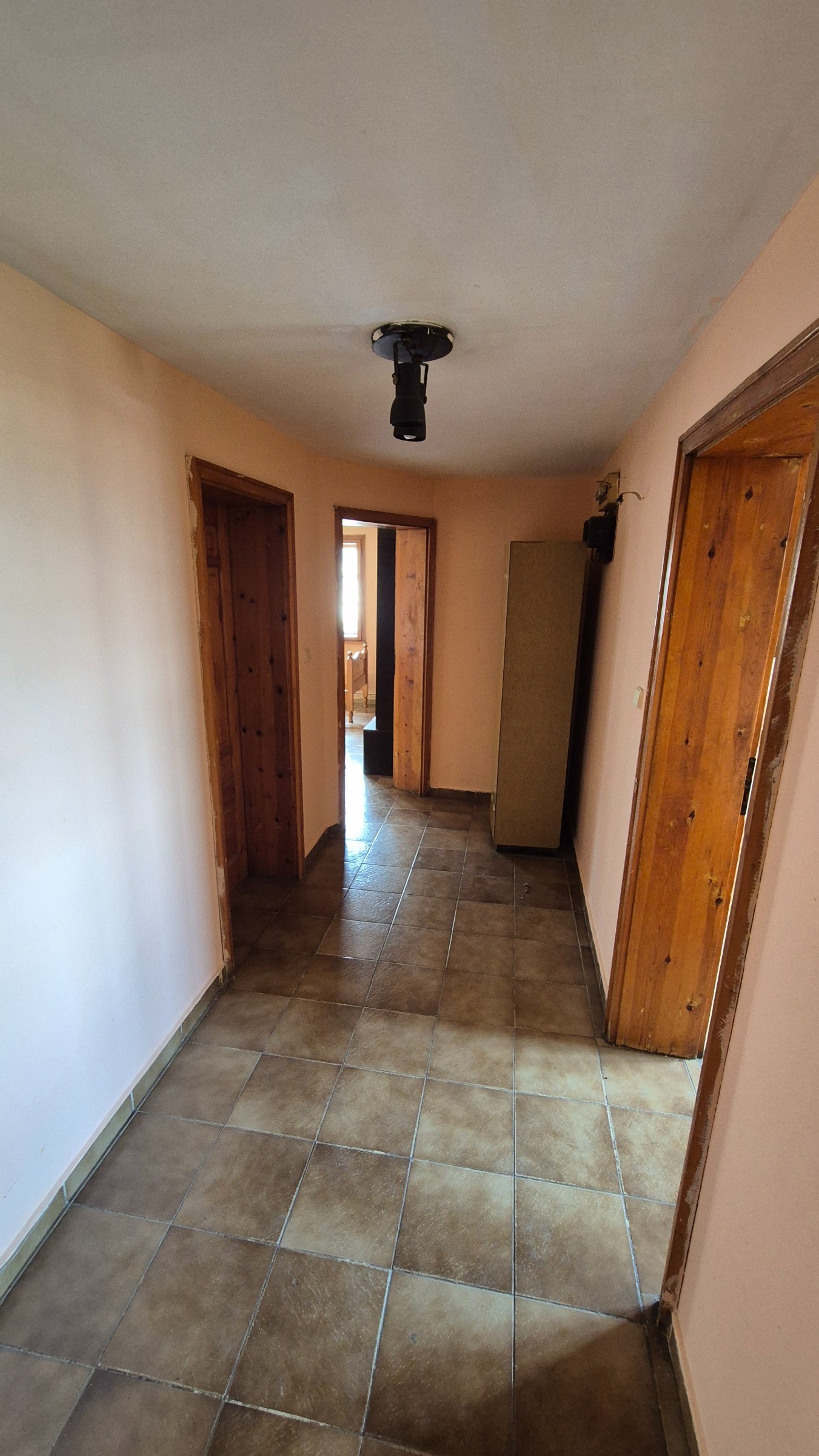 Продава КЪЩА, гр. София, Суходол, снимка 8 - Къщи - 54653670