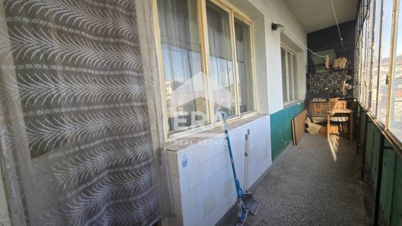 Продава 2-СТАЕН, гр. Велико Търново, Център, снимка 3 - Апартаменти - 52636990