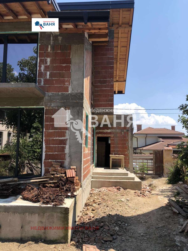 Продава  Къща област Пловдив , гр. Карлово , 155 кв.м | 51237066