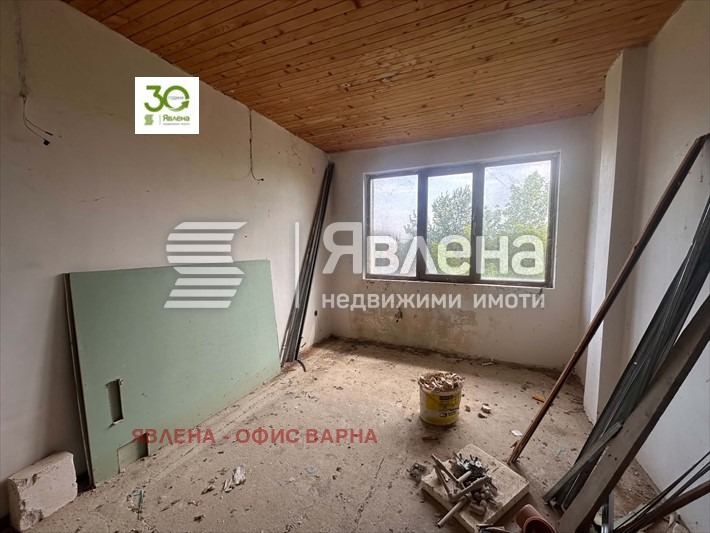 Продава КЪЩА, с. Аврен, област Варна, снимка 14 - Къщи - 55548188