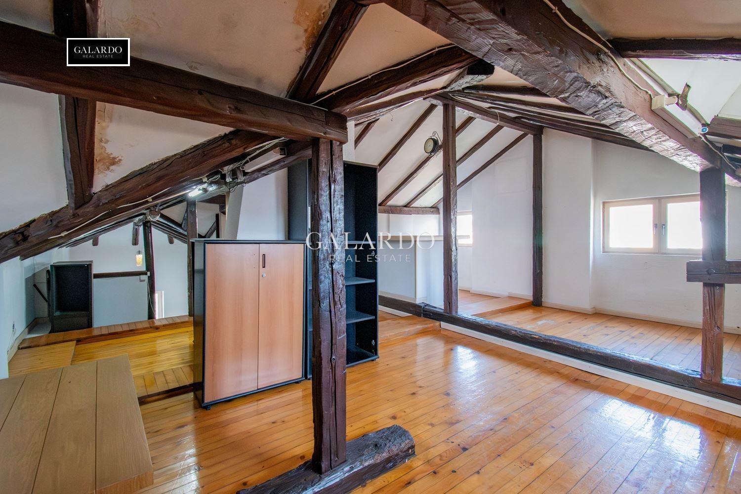 Продава МНОГОСТАЕН, гр. София, Център, снимка 11 - Апартаменти - 56213460