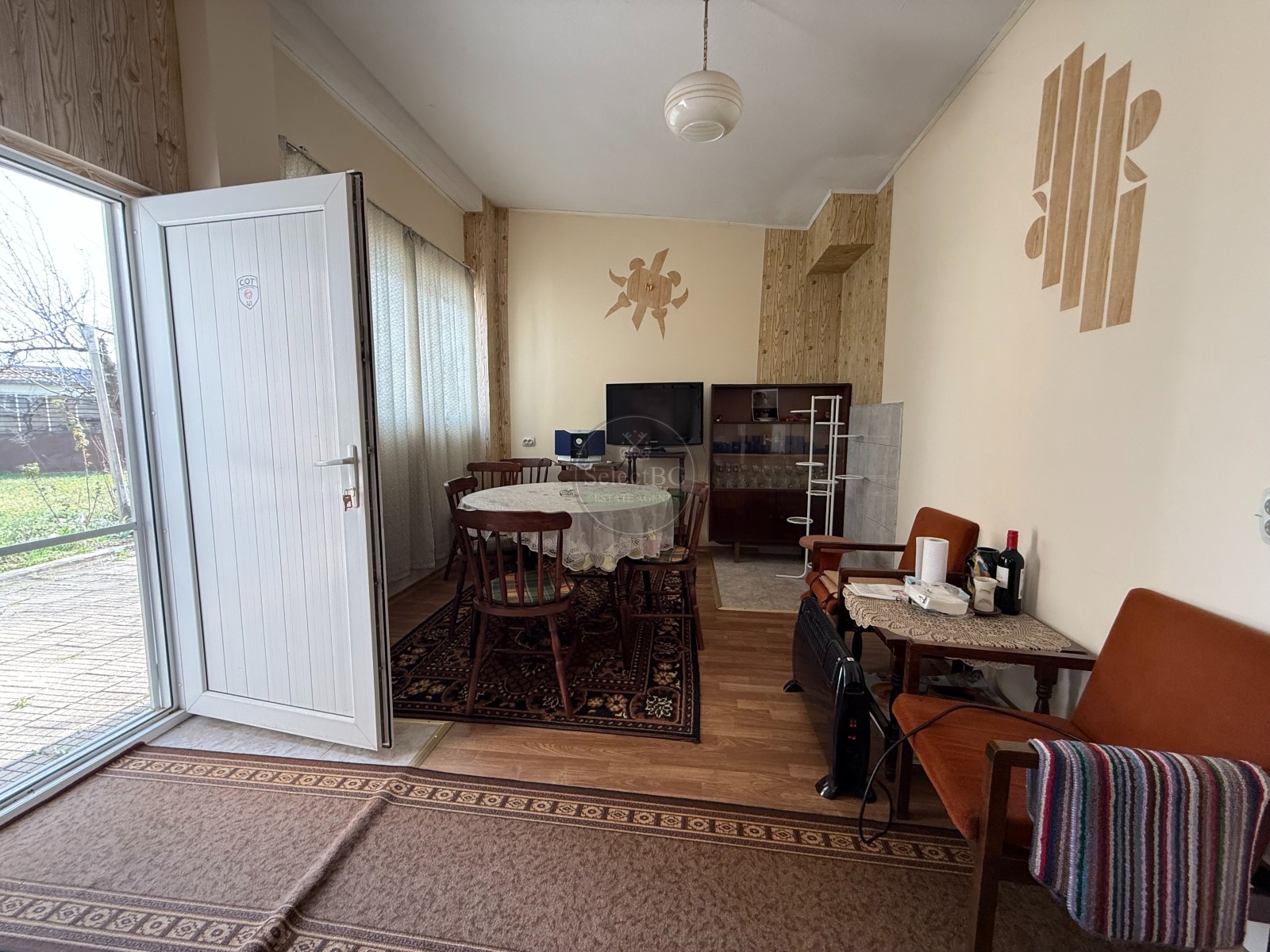 Продава КЪЩА, с. Самоводене, област Велико Търново, снимка 12 - Къщи - 54055084