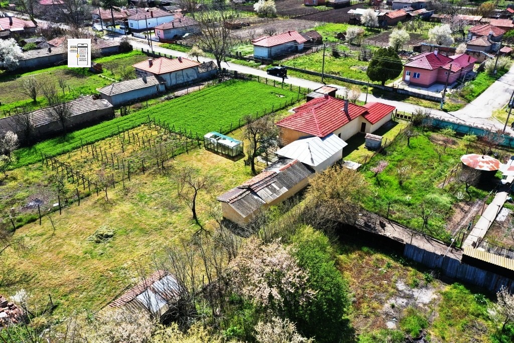 Продава КЪЩА, с. Люляково, област Добрич, снимка 3 - Къщи - 54413251