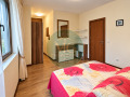 Продава 2-СТАЕН, град Варна, к.к. Св.Св. Константин и Елена • 199000 € • 61393529 8