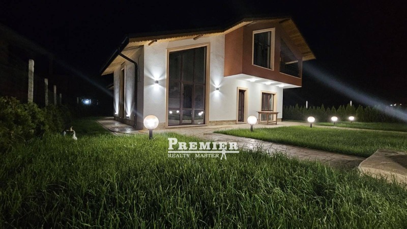 Продава КЪЩА в област Бургас, к.к. Слънчев бряг - 170 кв.м / 278 000 € » 543 720.74 лв., ПРЕМИЕР