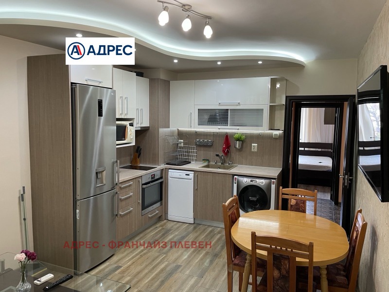 Te koop  2 slaapkamers Pleven , Sjirok tsentar , 71 m² | 53737828