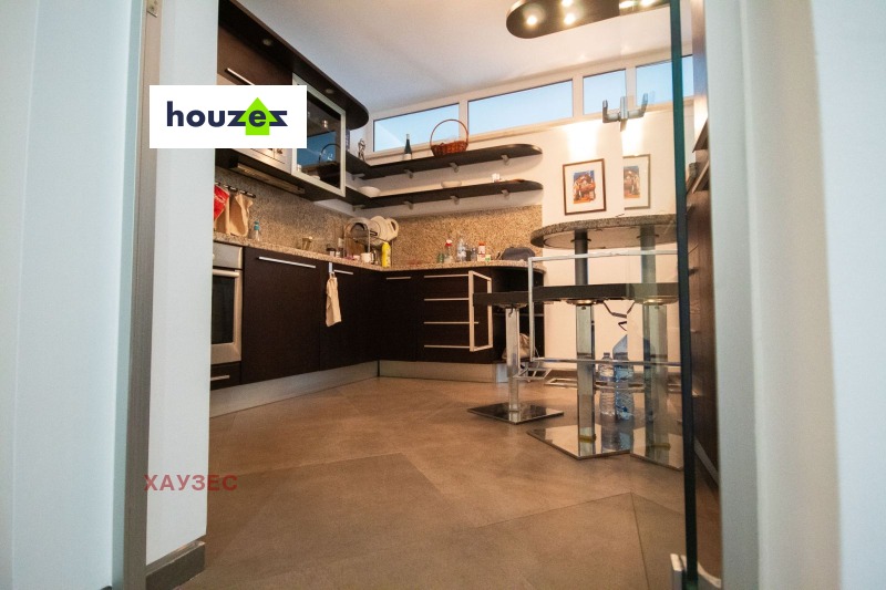 Myytävänä  2 makuuhuonetta Sofia , v.z.Kinotsentara 3 tšast , 144 neliömetriä | 91358303 - kuva [5]