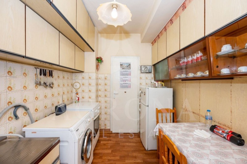 Продава 3-СТАЕН, гр. Пловдив, Каменица 1, снимка 2 - Апартаменти - 52452090