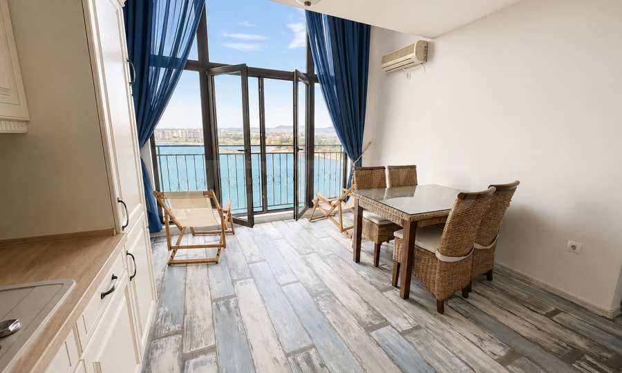 Продава 3-СТАЕН, гр. Ахелой, област Бургас, снимка 2 - Апартаменти - 55644948
