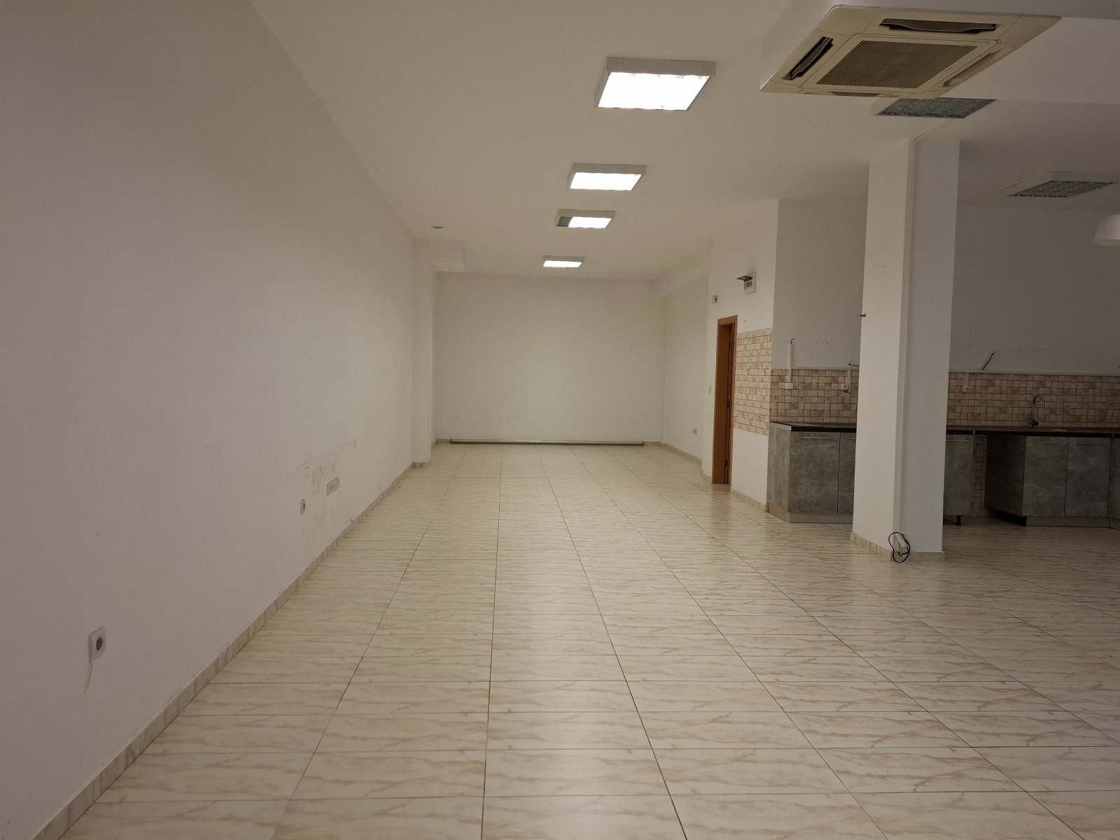 Продава ОФИС, гр. София, Полигона, снимка 2 - Офиси - 50270222