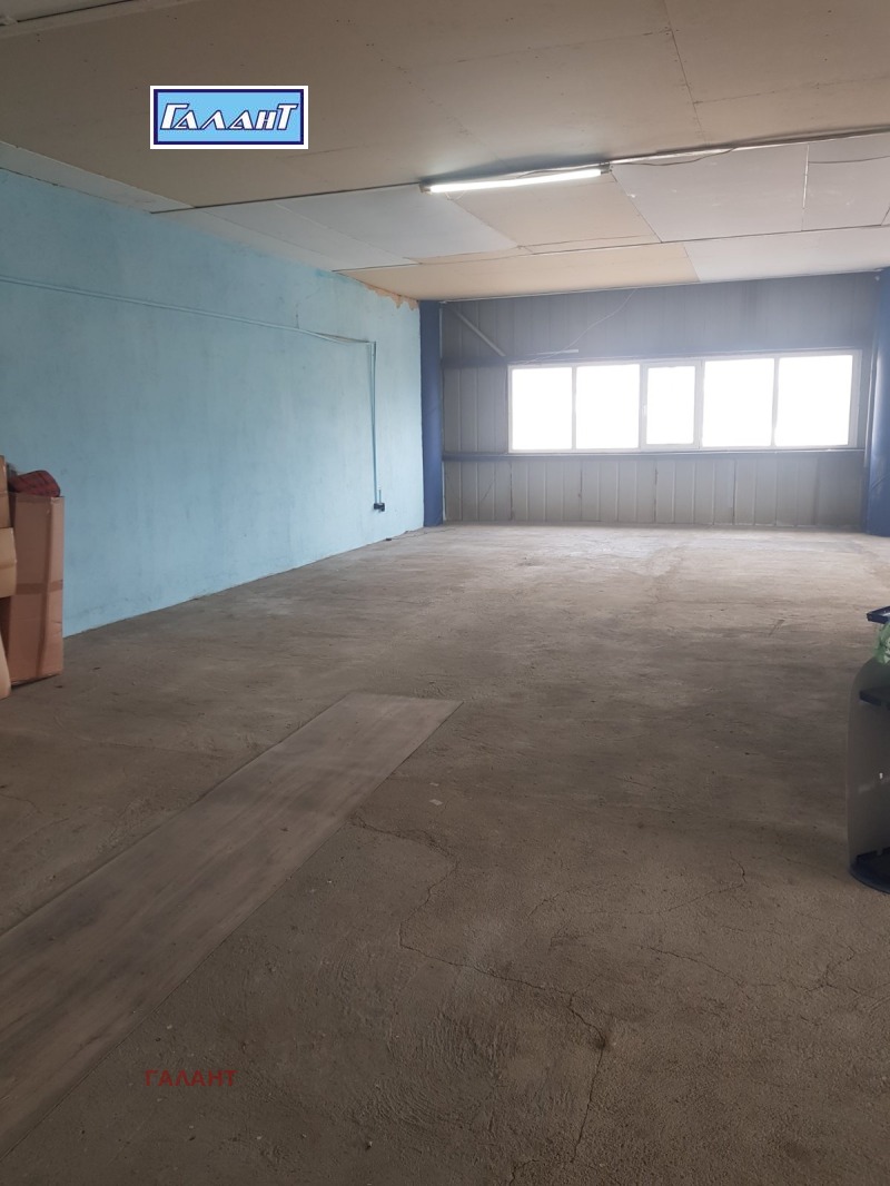 Продава СКЛАД в град Варна, Западна промишлена зона - 550 кв.м / 310 000 € » 606 307.30 лв., ГАЛАНТ