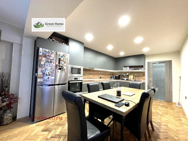 Продава  3-стаен град Варна , Левски 1 , 95 кв.м | 91419296