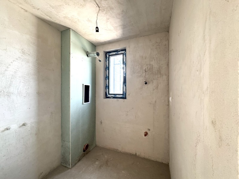 Na prodej  3 ložnice Sofia , Malinova dolina , 288 m2 | 46060492 - obraz [9]