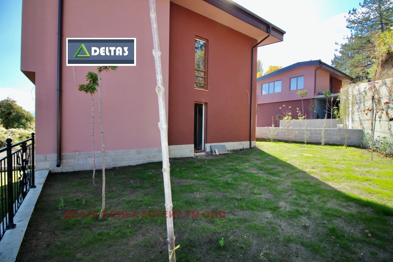 Продава КЪЩА, гр. София, м-т Детски град, снимка 9 - Къщи - 52234902