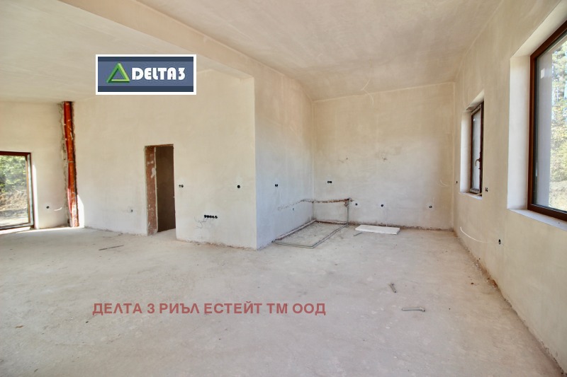 Продава КЪЩА, гр. София, м-т Детски град, снимка 5 - Къщи - 52234902