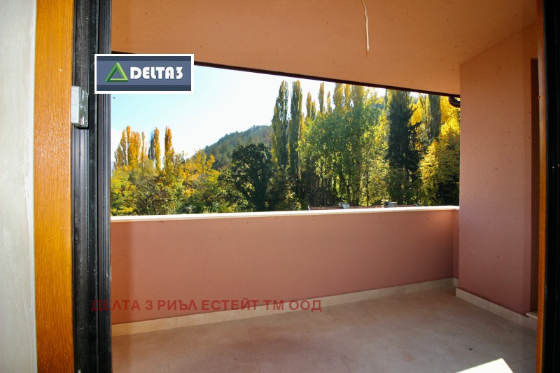 Продава КЪЩА, гр. София, м-т Детски град, снимка 3 - Къщи - 52234902